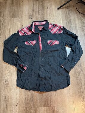 Black Button-Up Western Shirt with Red Plaid Accents